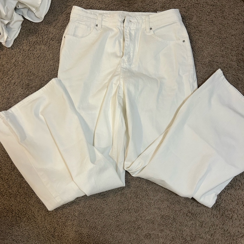 SHEIN Cream Flare & Wide Leg Jeans